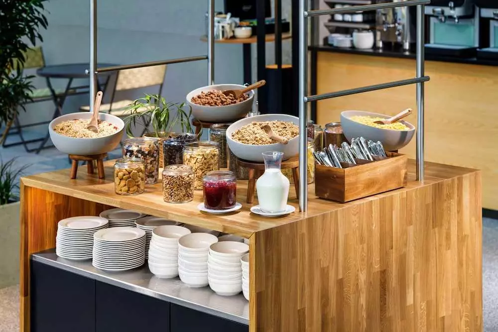 ✈ REPUBLIKA CZESKA | Praga - Comfort Hotel Prague City East 3*, 2 n...