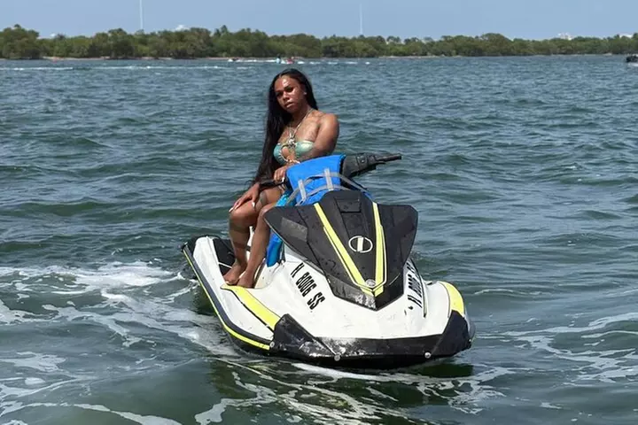 Jet Ski Miami : Experience the Ultimate Water Fun !