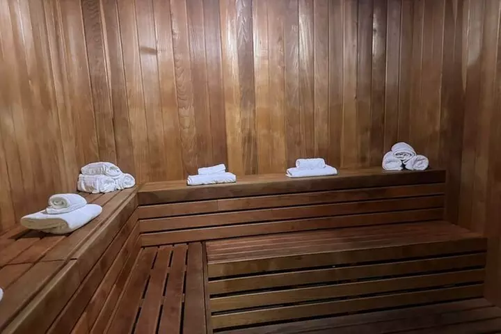 Berkeley Springs and Roman Bath Spa Private Experience