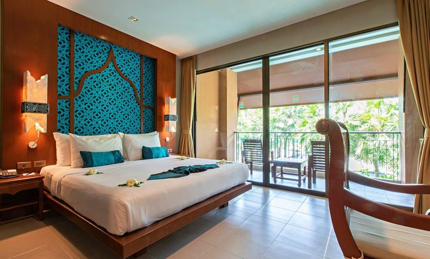 Image 6: ✈ SOUTHERN THAILAND | Phuket - Rawai Palm Beach Resort 4*, 5 nights...
