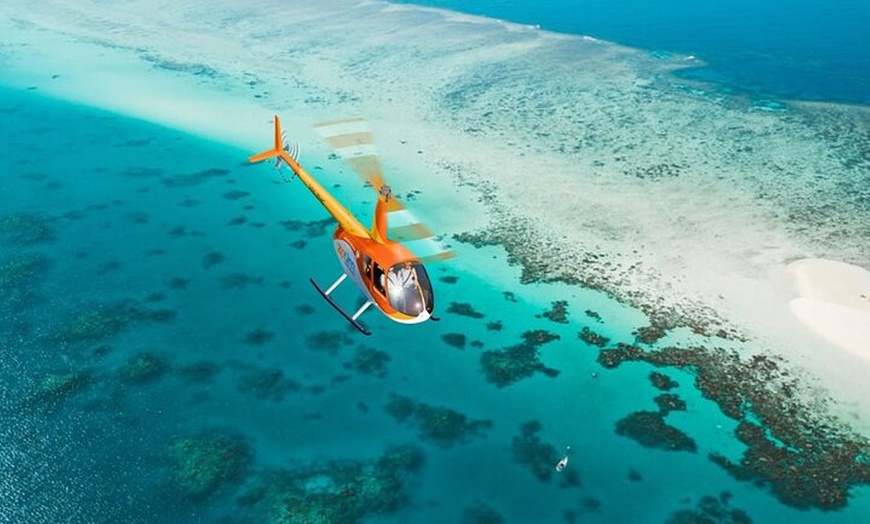 Image 6: Inner Reef Explorer - 30 minute Reef Scenic Flight