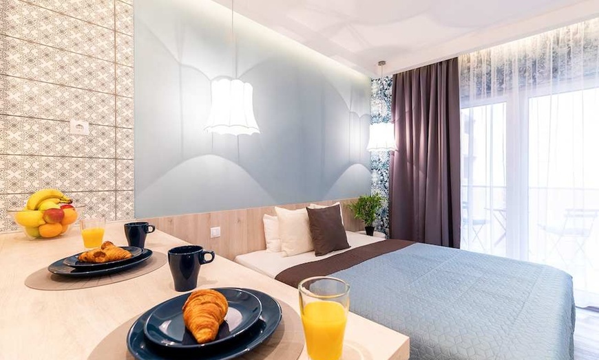 Image 1: ✈ HONGARIJE | Boedapest - Vagabond Broadway 4*, 2 nachten - Stadsce...