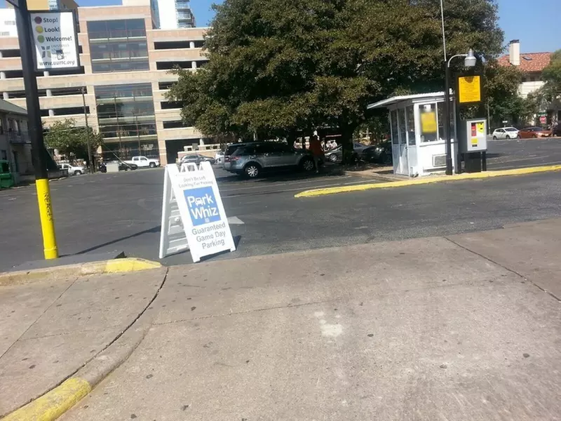 Parking at 2438 Guadalupe St. Lot