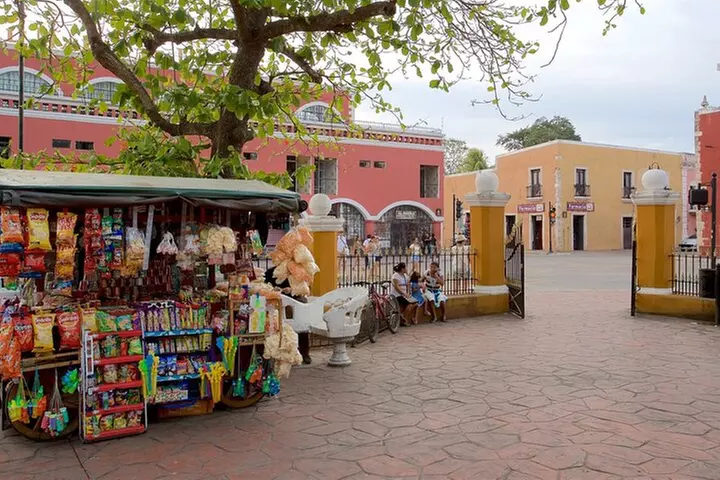 Chichen Itza Ruins, Cenote Ikkil & Hubiku, Valladolid and Buffet