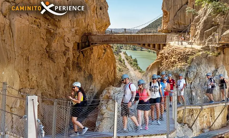 Image 1: Desde Málaga: Bus Ida/Vuelta Caminito del Rey + Tour Guía Oficial