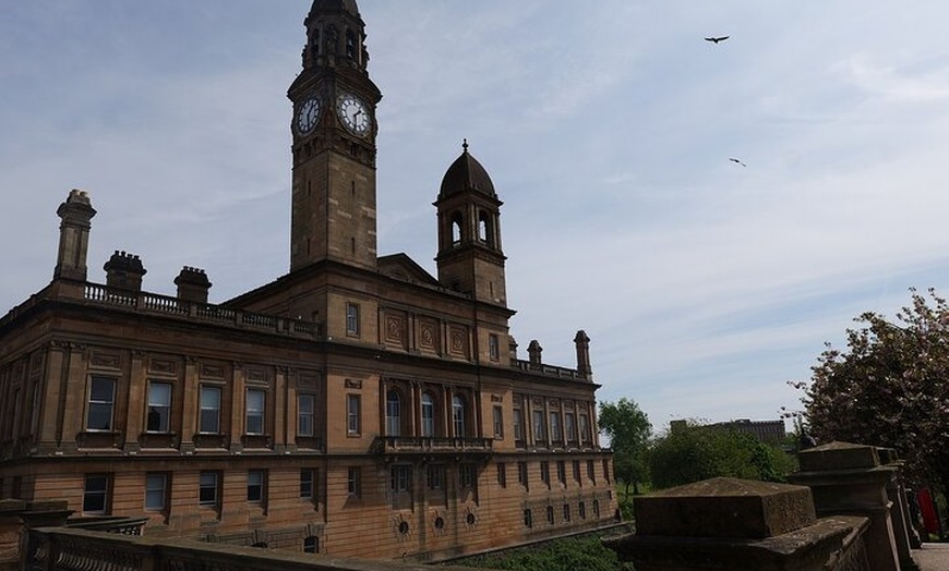 Image 3: Paisley History Walking Tour with Personal Audio