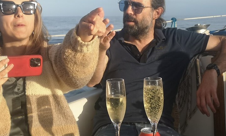 Image 5: Tour privado en barco por Barcelona