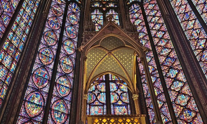 Image 2: Accès Notre-Dame : Explorez l'intérieur avec un Guide agréé.