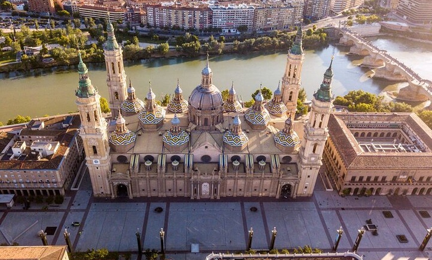 Image 7: Visita Autoguiada a Zaragoza: Caza del Carroñero