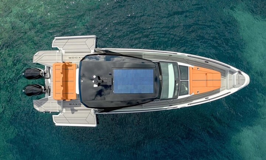 Image 6: Location de yacht privé avec skipper au départ de Nice