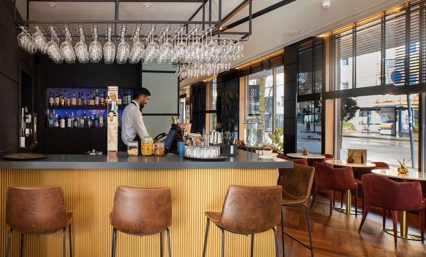 Image 9: ✈ ROYAUME-UNI | Londres - H10 London Waterloo & entrée au British M...