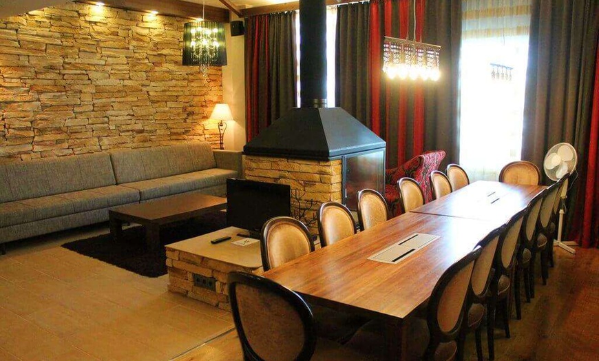 Image 10: ✈ LAPONIE | Rovaniemi - Santa's Hotel Santa Claus avec chasse aux a...