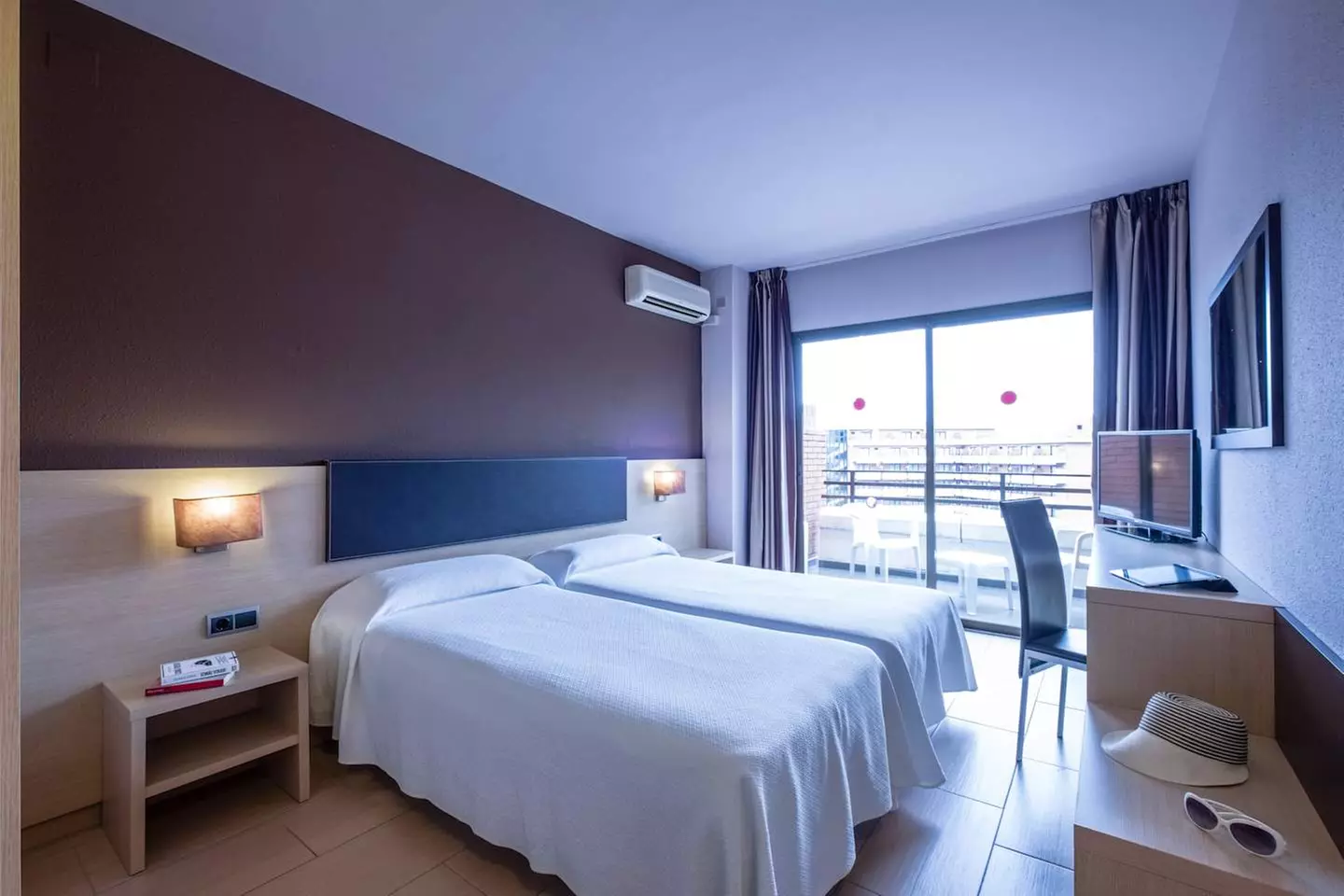 ✈ COSTA DORADA | Salou - Hotel California Garden 3*, 2 nuit - Idéal...