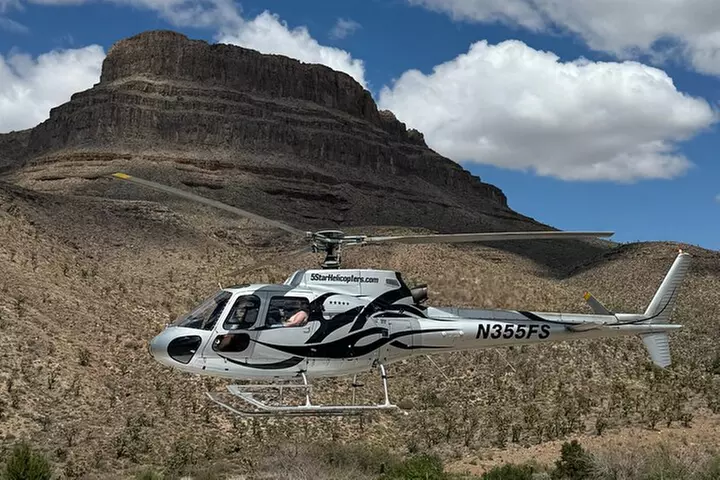 Grand Canyon Helicopter and Western Ranch Adventure Landing Tour