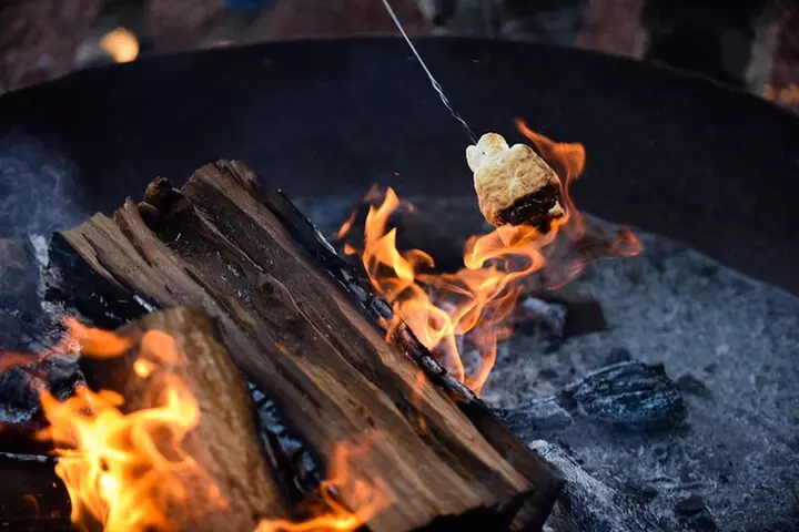 Campfire S'mores and Stars Tour in Kanab