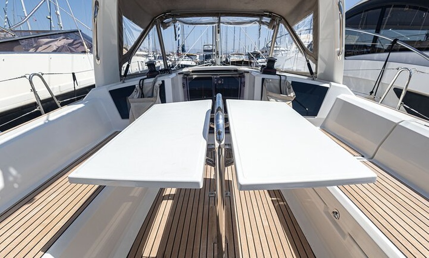 Image 29: Excursión privada en Yate a vela al atardecer