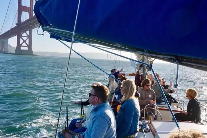 1.5-Hour San Francisco Bay Sailing Tour - Primary Image