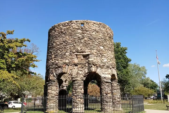 Discover Newport,RI. Scenic Tour - Second Medium