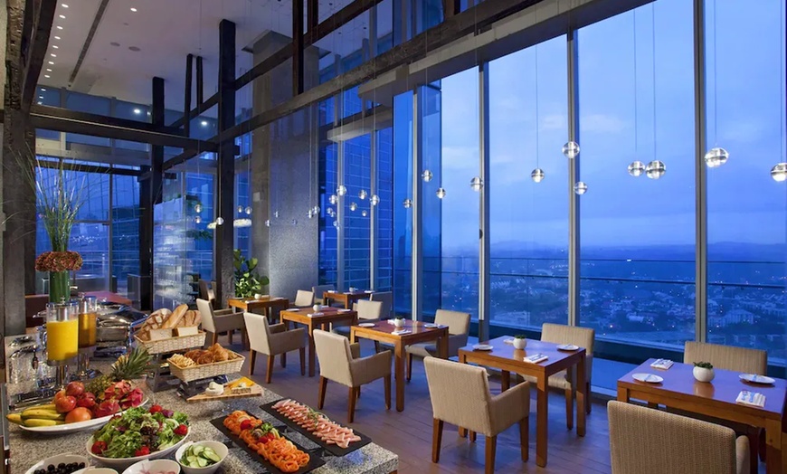 Image 8: ✈ SINGAPORE - Oasia Hotel Novena Singapore by Far East Hospitality ...