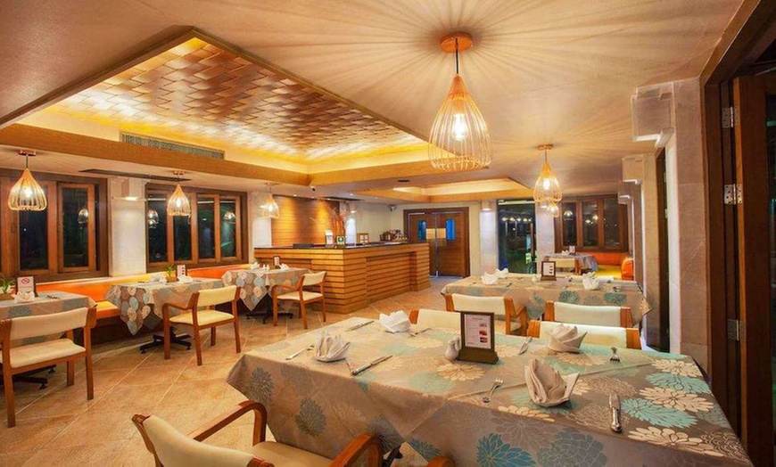 Image 8: ✈ SOUTHERN THAILAND | Phuket - Seaview Patong Hotel 4*, 5 nights - ...