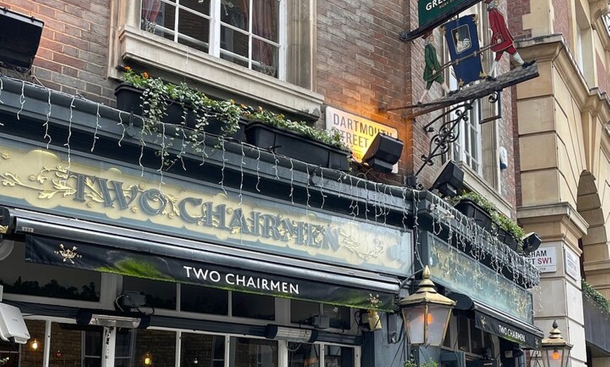 Image 20: Private London Pub Tour in Iconic London Taxi