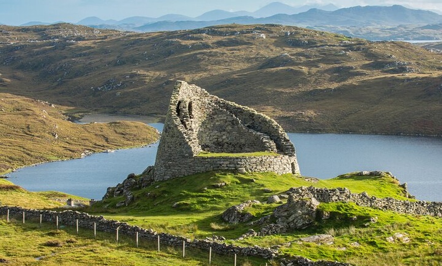 Image 7: 5-Day Outer Hebrides & the Scottish Highlands Small-Group Tour from...