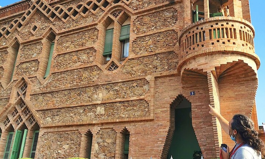 Image 10: Cripta privada de Montserrat y Gaudí con recogida en el hotel