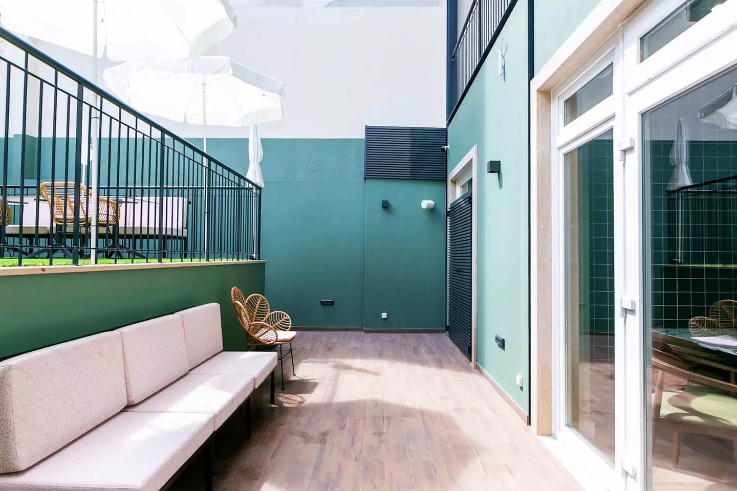 ✈ PORTUGAL | Lissabon - LX SoHo Boutique Hotel 3*, 2 Nächte - Stadt...