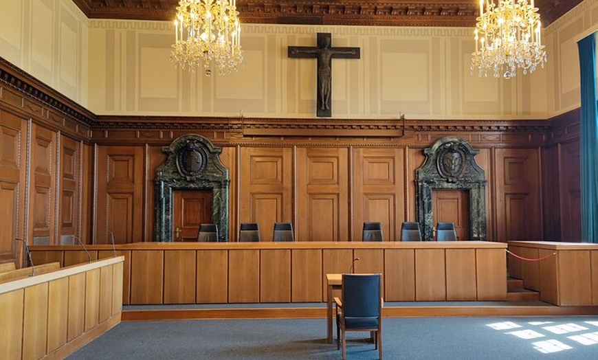 Image 6: Nürnberg VIP Tour zu den NAZI Monumenten + Nürnberger Prozesse