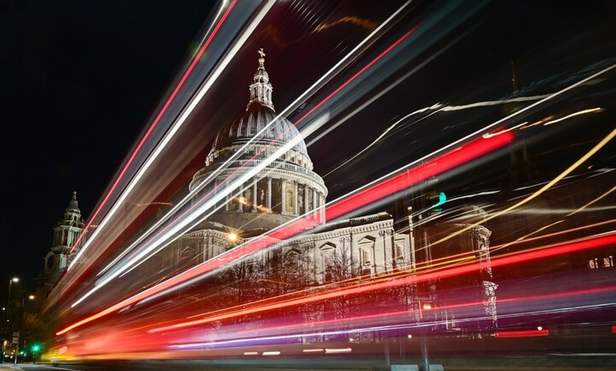 Image 4: Private Night Photography Tour in London