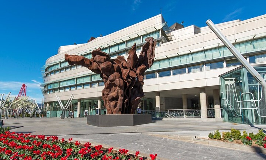 Image 9: Visita Privada Centro Histórico de Bilbao