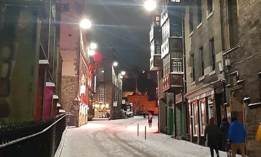 Image 9: Tales of the Royal Mile - Lawnmarket and Castle Hill