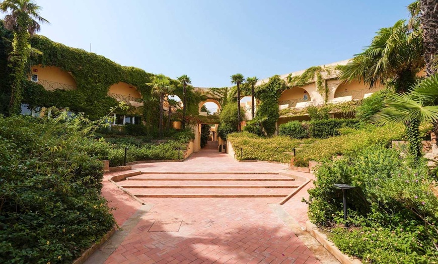 Image 11: ✈ SICILE | Brucoli - Mangia's Brucoli Resort 5* - Bord de mer