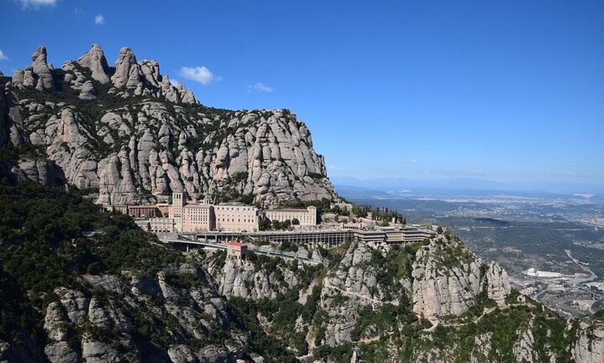 Image 6: Visita guiada de medio día a Montserrat y la Sagrada Familia