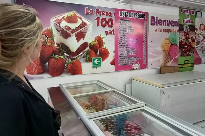 Cancun City Shopping and Local Food Tour Private Experience