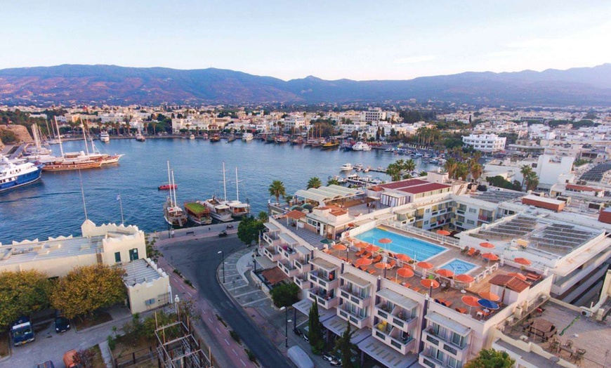 Image 21: ✈ KOS | Kos City - Kosta Palace 4*, 3 nights - Seafront