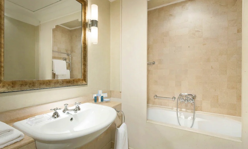 Image 6: ✈ ITALIA | Roma - Hotel Stendhal 4* - Centro città