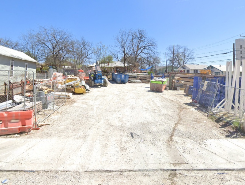 Parking at Lot 1722