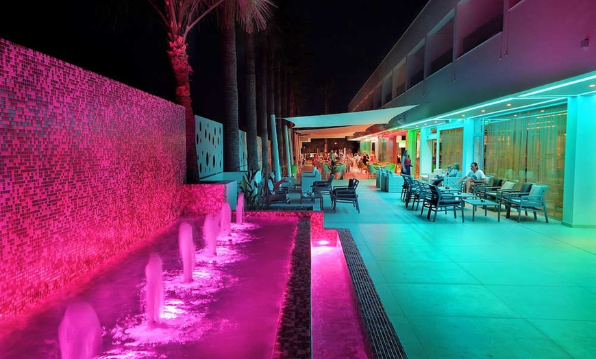 Image 25: ✈ ZYPERN | Ayia Napa - Nelia Beach Hotel 3*, 3 Nächte - Außenpool