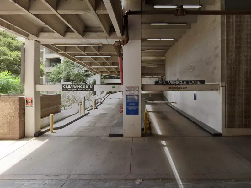 Parking at One Dallas Center IN/OUT Privileges