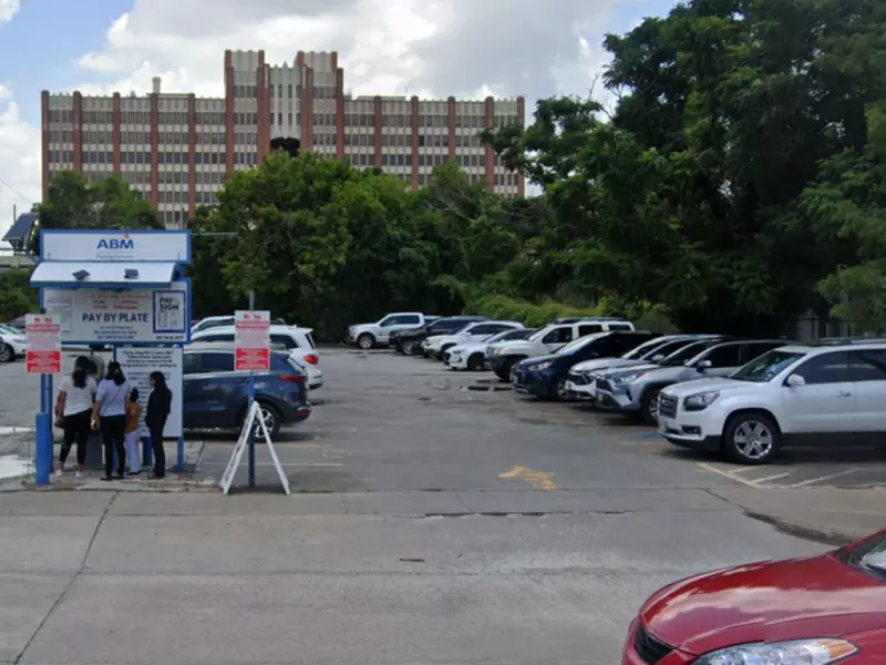 Parking at 801 N. San Jacinto St. Lot