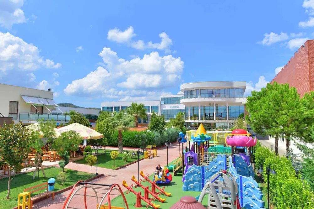 ✈ ALBANIE | Tirana - Te Stela Resort 4*, 2 nuit - Piscine extérieure