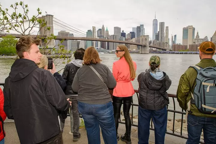 DUMBO Brooklyn Food and Culture Tour