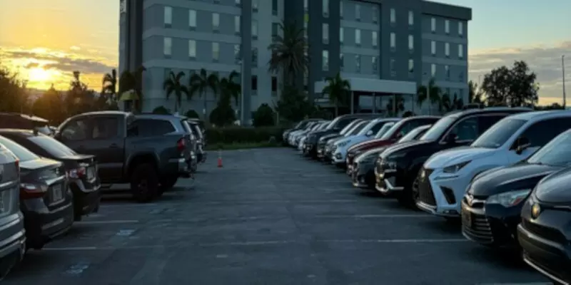Convenient Airport Parking at MCO from $7.99 
