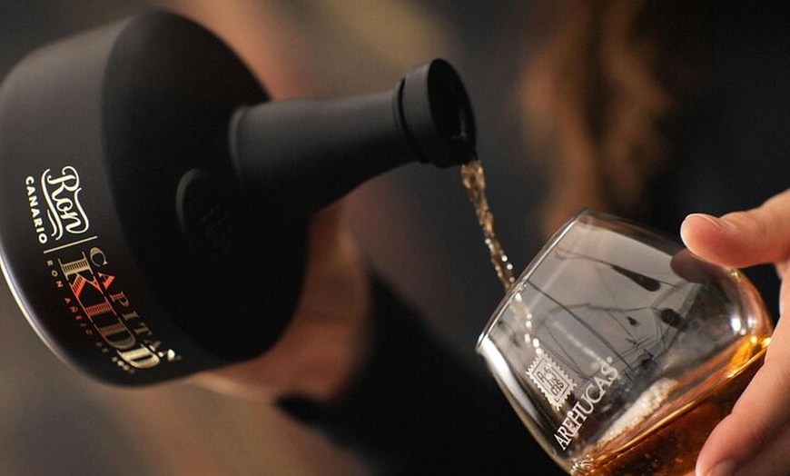 Image 11: Tour gastronómico de Gran Canaria con visita a la destilería y almu...