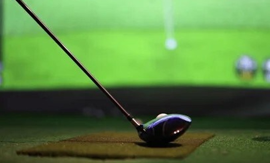 Image 3: $55 For 2 Hours of Indoor Golf for 2 People + 2 Non-Alcoholic Bever...