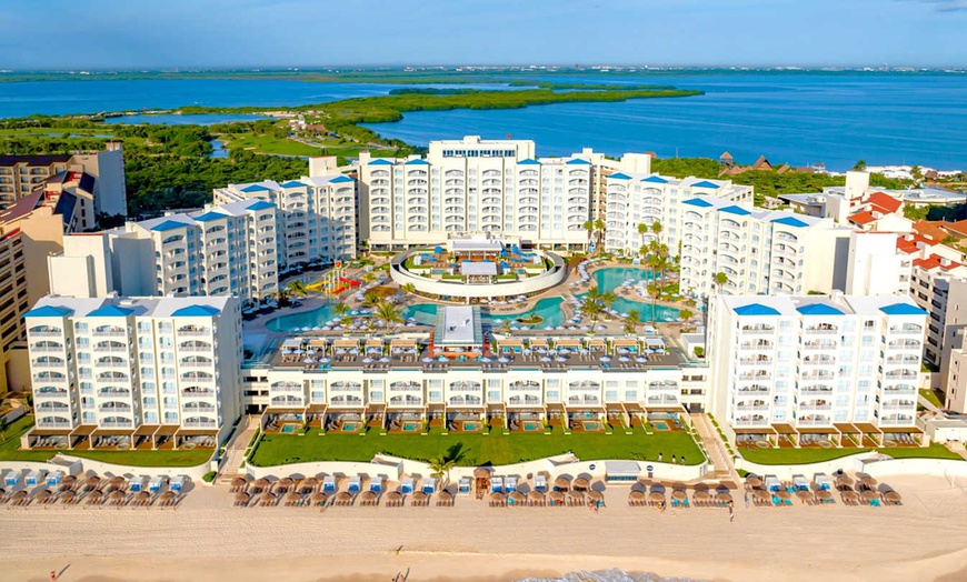 Image 14: ✈ MEXIQUE | Cancun - Hilton Cancun Mar Caribe All-Inclusive Resort ...