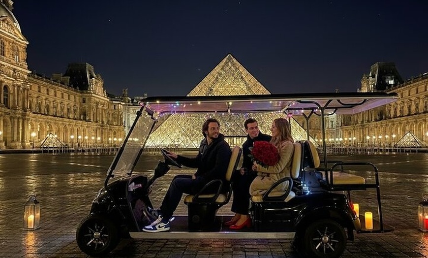 Image 5: Le Tour d'Amour Le panier de golf privé de la Saint-Valentin à Paris