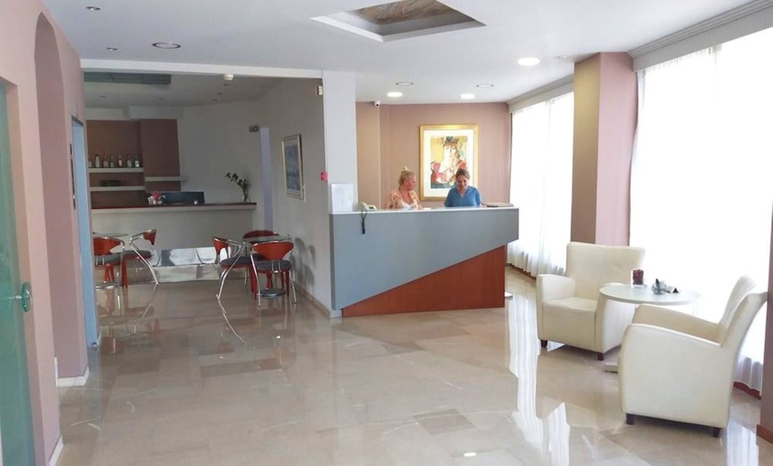 Image 3: ✈ ATENY I OKOLICE | Ateny - Apollo Hotel Athens 3*