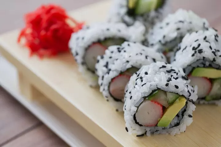 Asian Fusion Sushi Class in Baltimore (4-Course Menu)